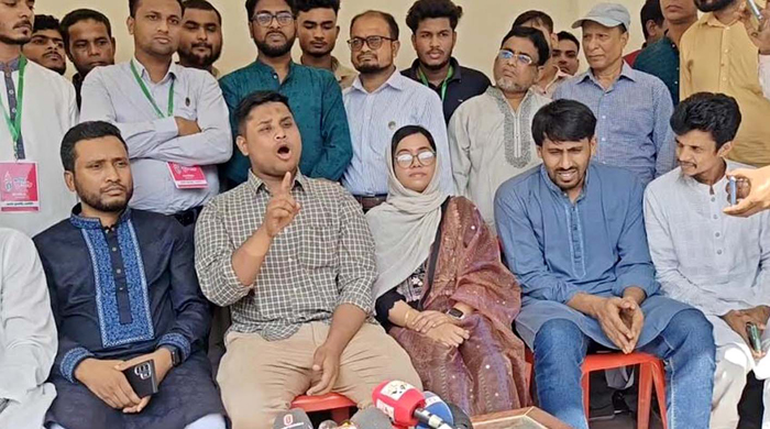 সংস্কারের বিপক্ষে যারা অবস্থান নেবেন এনসিপি’র সঙ্গে তাদের দূরত্ব তৈরি হবে---হাসনাত আবদুল্লাহ